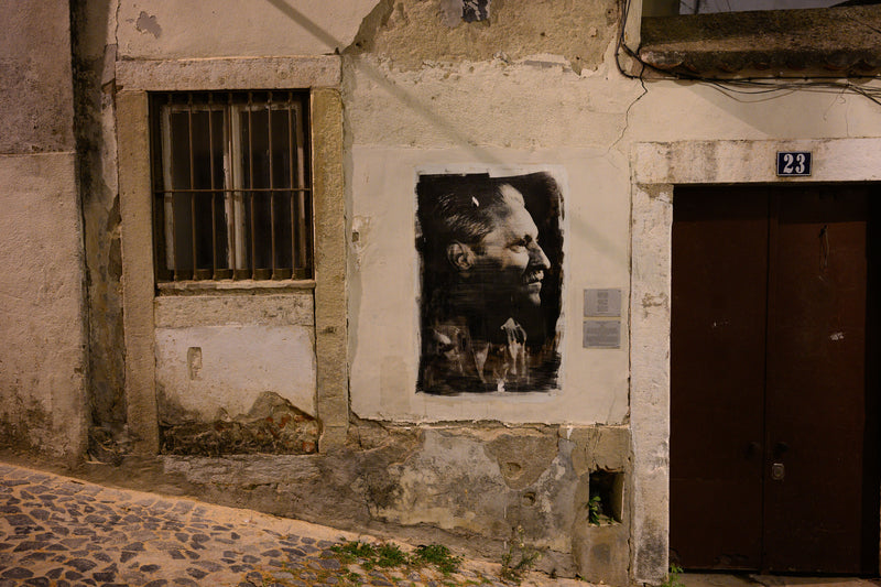 Lisbon street photography by Steve Simon