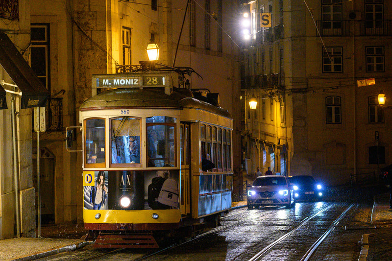 Lisbon street photography by Steve Simon