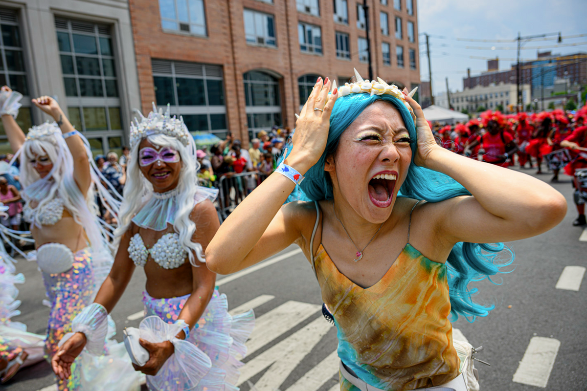 June 18-20, 2027: The Mermaid Parade Street Photography Workshop — NYC with Steve Simon