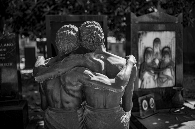 Architecture and sculpture at Cimitero Monumentale, Milan