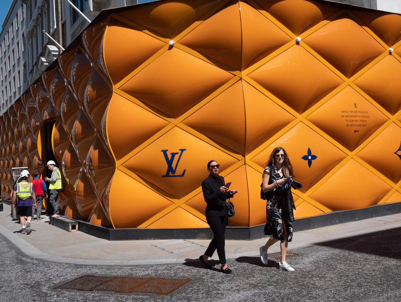 London street photography from Steve Simon’s workshop collection