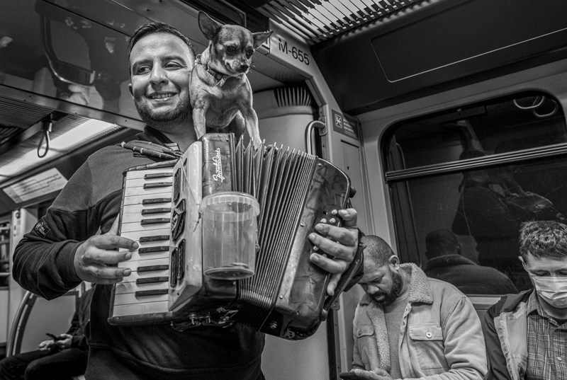 Lisbon street photography by Steve Simon