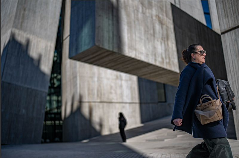 Lisbon street photography by Steve Simon