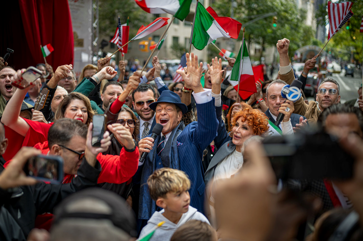 October 11, 2027: New York City Parade Photography Workshop with Steve Simon